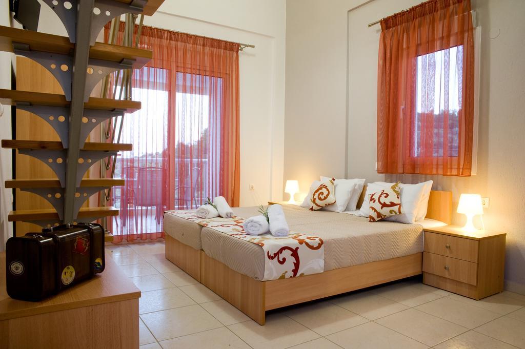 آغيوس نيكولاوس Agrelia Studios الغرفة الصورة